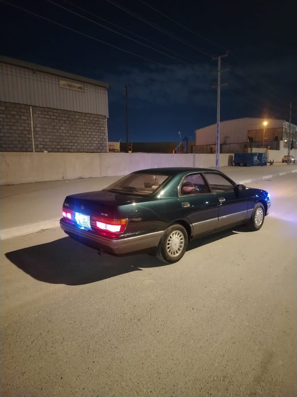 سلام عليكم اخوان بطه فصل مال مزاد
ميكنه وكير جدد حاويه 
حداديه 100% 
تخم تاير 
سستم جديد 
صبغ فقط قماره وجاملغات خلفيه فقط اثر جراد
اكسل جديد 
كهربائيات كلها شغاله وجديده 
سياره جديده يمعنى الكلمه واحله من صور بعد 
مكان السياره البصره ابو الخصيب
سعره 85 وبيها مجال
هذا رقم راعيها وانه مكلف بالنشر 

***********
