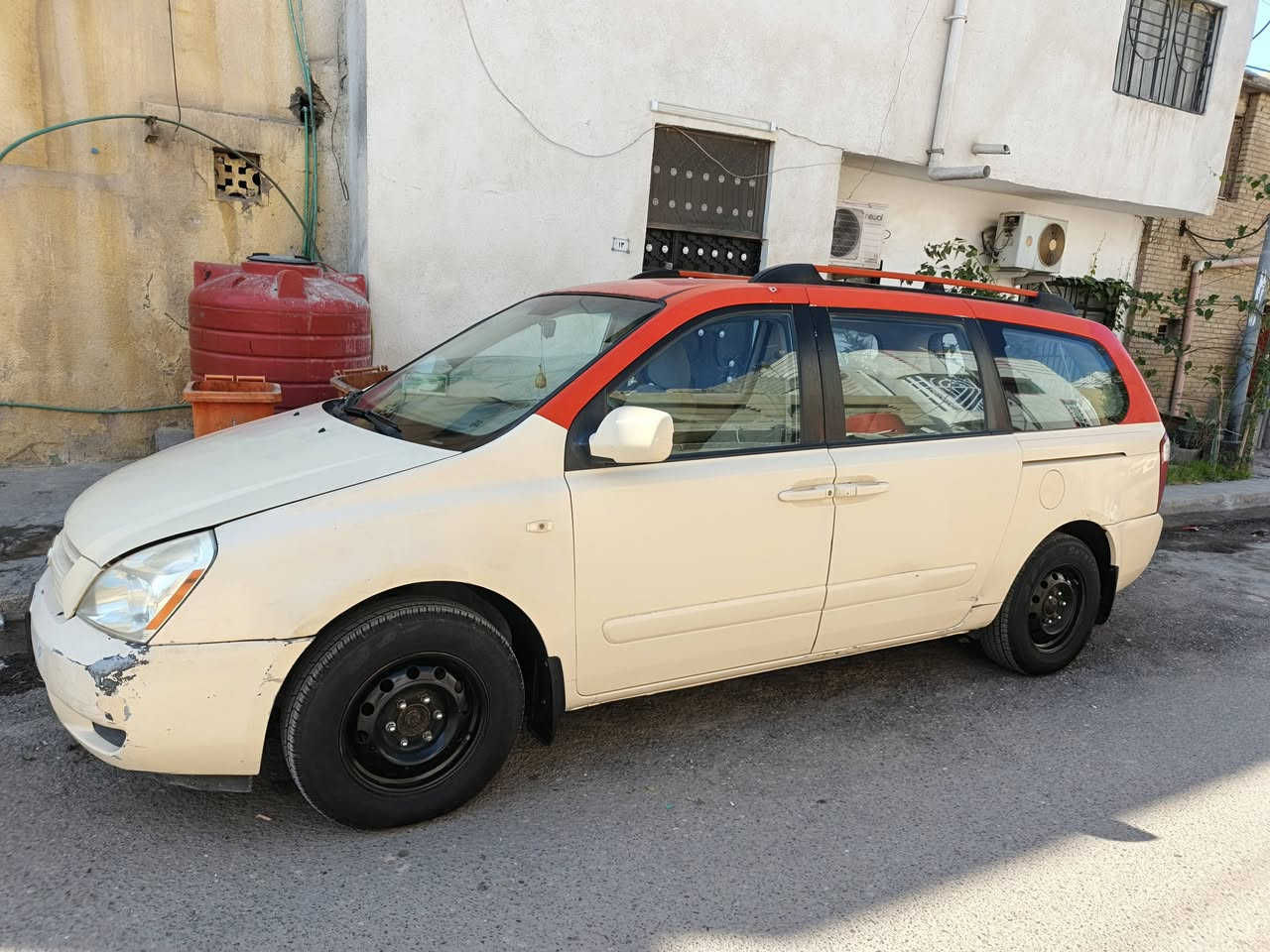 السلام عليكم كيا كرنفال 2008 خليجي مكينه 3800 السعر 80 او مراوس بسيارة 4 راكب سيارة باسمي رقم الهاتف ***********
