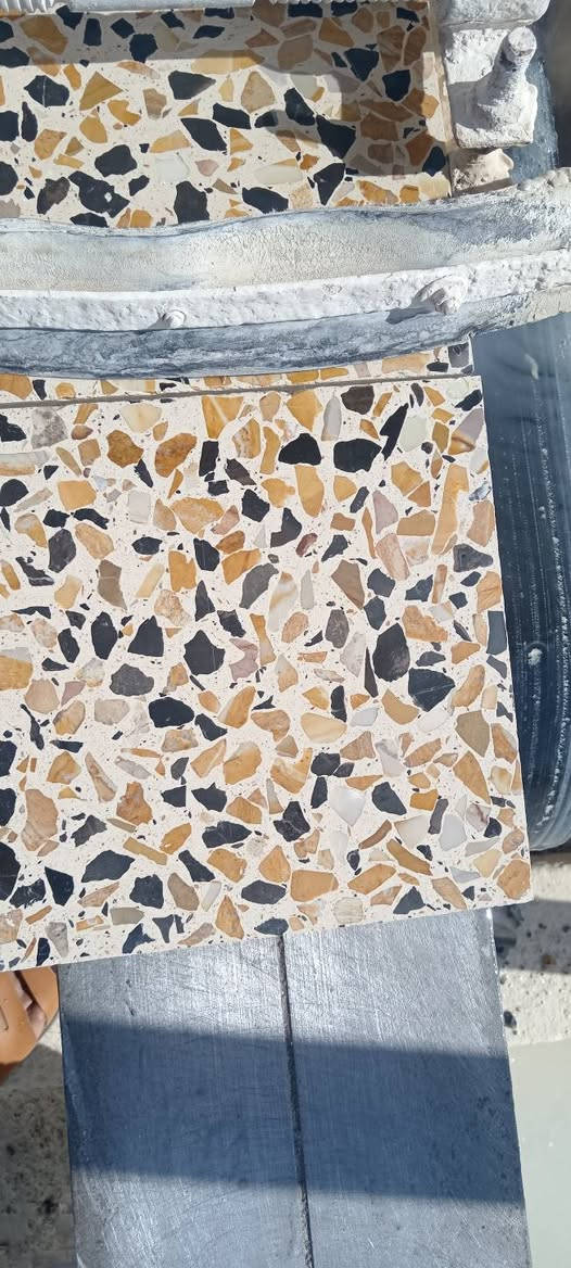 🚨 بدون مجاملة وبكل وضوح 🚨
هاي صور من شغلنا 👌
اللي يفهم بالكاشي يعرف الفرق 🔥
نريد آراء صريحة حتى لو كانت ضدنا 💪

📞 أرقام التواصل:
*********** (واتساب + اتصال)
*********** (واتساب + اتصال)
*********** (اتصال)
🚚 توصيل لجميع أنحاء الموصل
