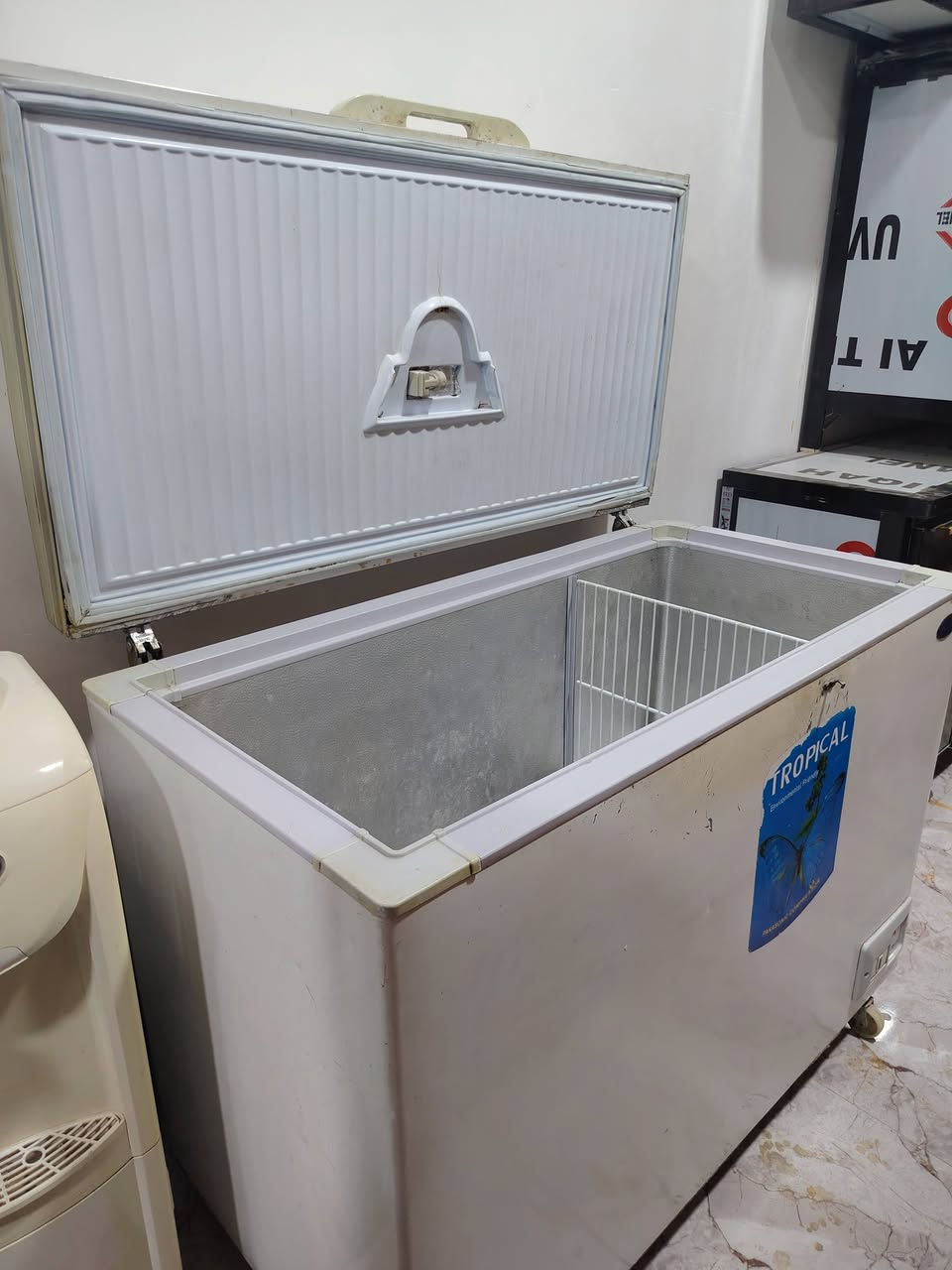 بسم الله😍😍

مجمدة حجم وسط  كونكورد بلادي

البيع على الفحص

الموقع الجديد حديثة السبحاني مجاور متوسطة الزهراء
 *********** أبو وسيم
