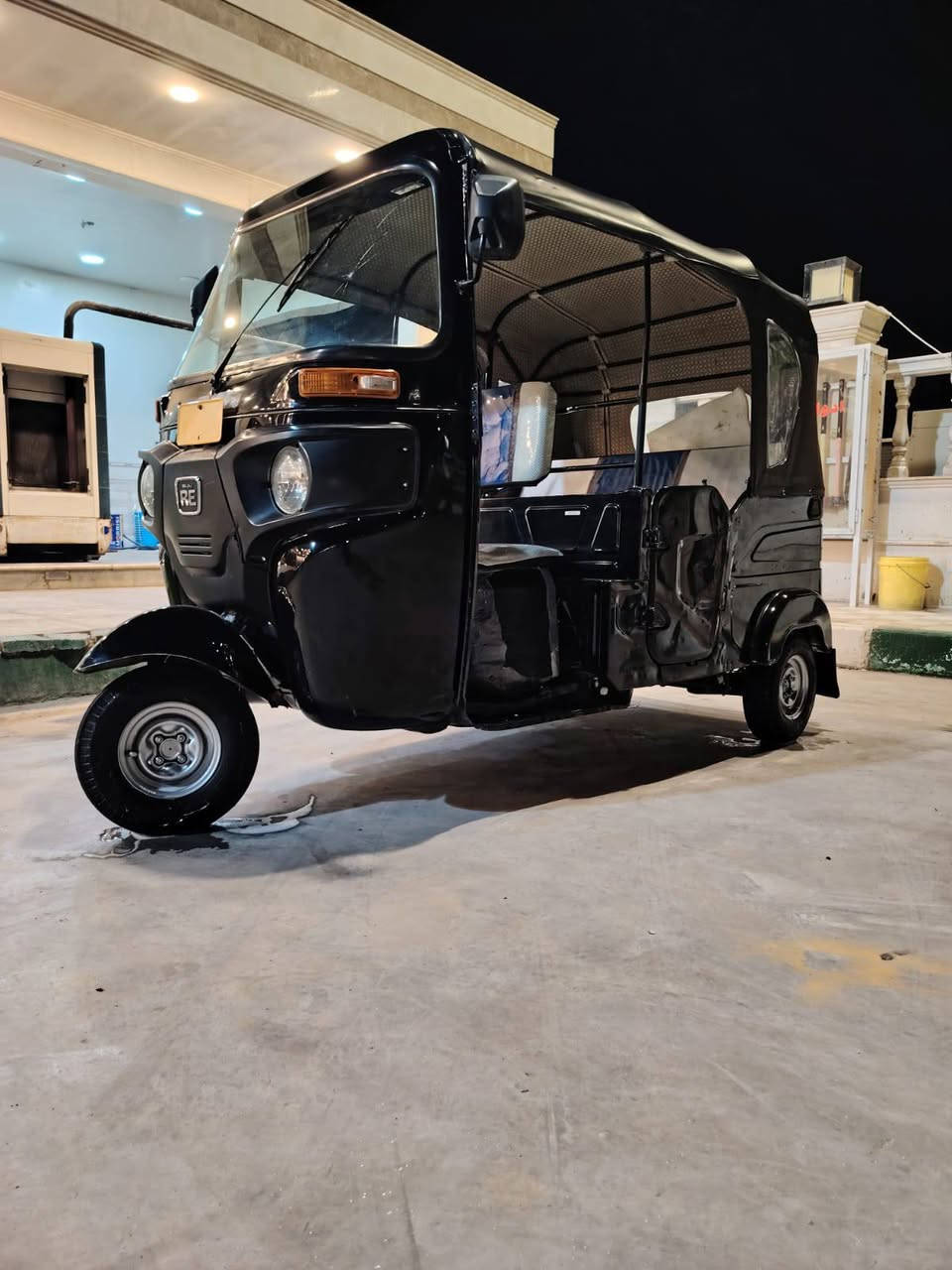 سلام عليكم تكتك موديل 24 تكتك نضيفه وكيل وسام أبو لمجرد تكتك
شراي نتصل ***********.
