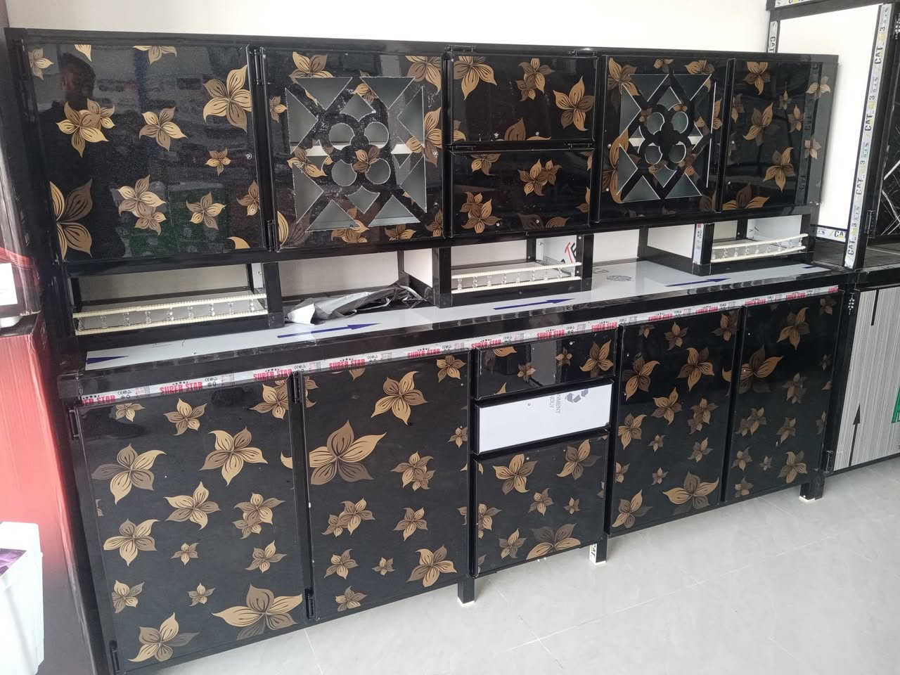 يوجد مطابخ جديد الاستفسار على هاذا الرقم ***********
