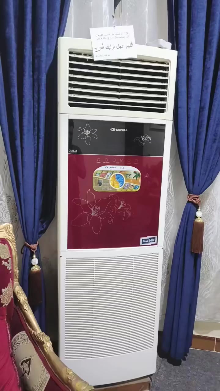 سلام عليكم سبلت 3 طن نضيف سعره 500 مع تخم نضيف سعره ٣٠٠ التخم 8 مقاعد وتساب *********** بني منصور
