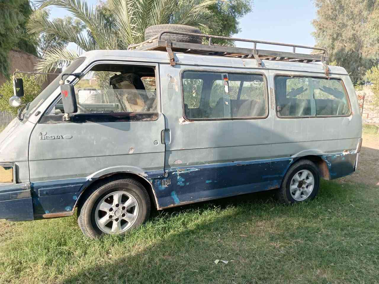 سياره للبيع كيه بسته موديل 93 مكينه مستحقه استفسار عله رقم الهاتف ***********/ ***********
