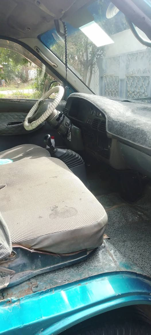 سلام عليكم سياره بريجو للبيع كير ومحرك واكسل مكفول شواصي 3 ابلاد واحد معمر ورايده 55 وبيه مجال للطيبين مكاني الطارميه المشاهده موديل 96 رقم ***********
***********
