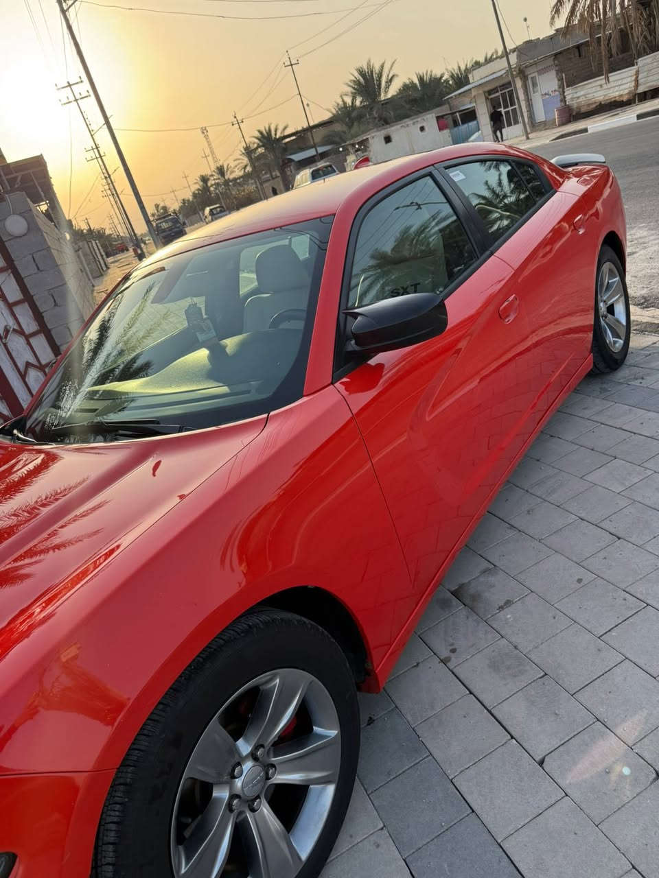 سلام عليكم للبيع دوج جارجر 2017 اصل رقم بغداد دولي بسمنه لون مميز برتقالي وارد كندي سياره كفاله عامه من كلشي ماعدا كلير بكندا جاملغ الخلفي كلير فقط وباقي سياره كفاله ماشيه 145 حقيقي جاهزه الف ماتذب عليها لايت زنون توه شاده تايرات حداده تبريد كله جاهز مواصفات SXT معروفه ماحاجه اذكرهن نص فول شاشه جبيره عنوان السياره البصره قضاء المدينه سعر السياره 218 وبيها مجال لشراي للاستفسار ***********
