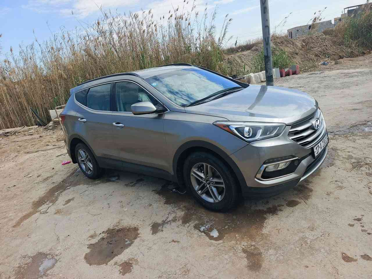 سلام عليكم سنتافي موديل 17امريكي مكينه 2400 شرط الفحص سنويه جديده ورقم جديد حادثه بصيط كلش  موجوده صور سياره جديده بمعنى الكلمة السعر 150وبيه مجال الشراي يتصل على الرقم ***********مكان السياره الديوانية
