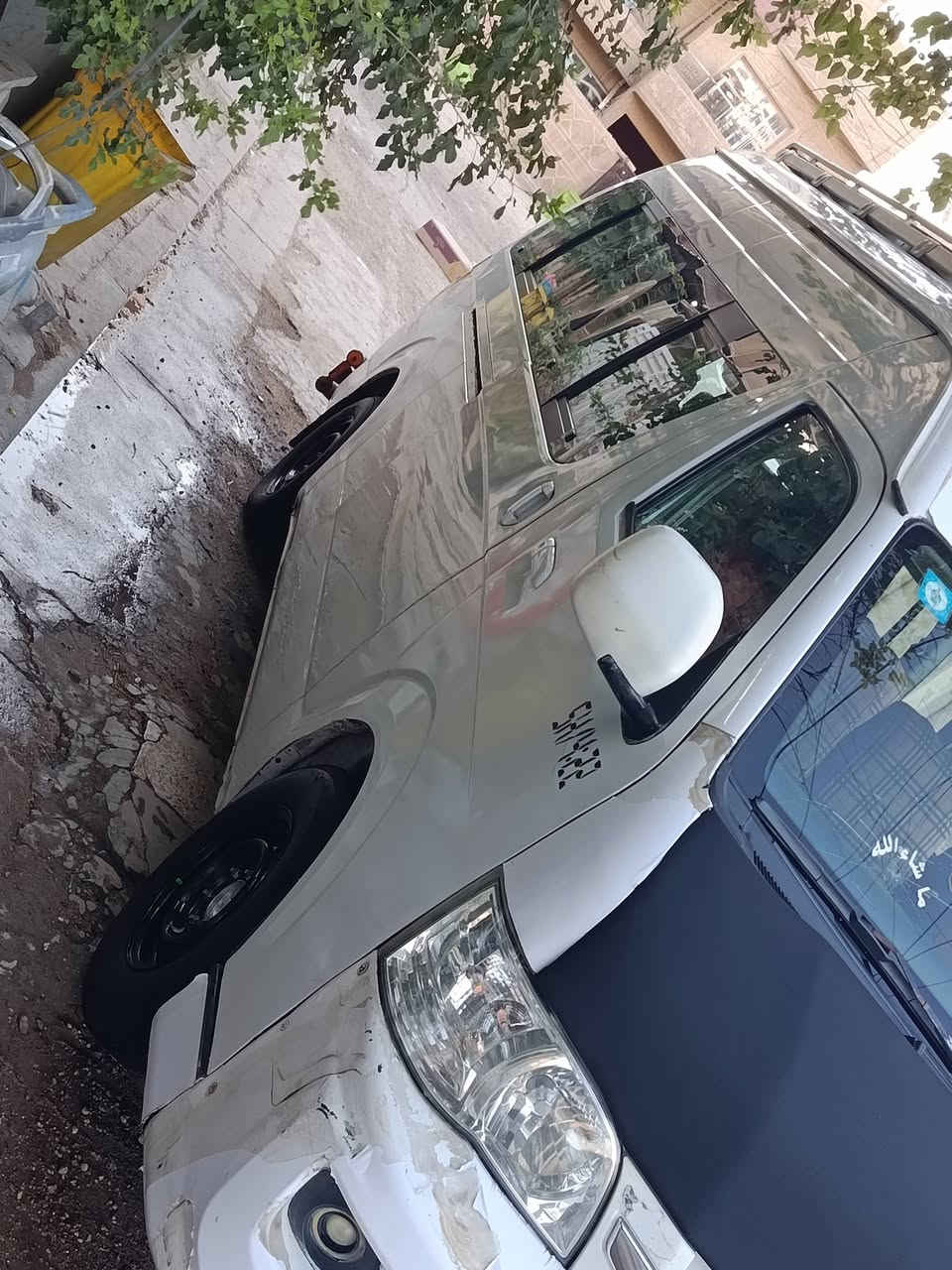 سلام عليكم
كيه جنبي H2 لبيع 
سياره جاهزه من كلشي 
بيه باب لصدر مبدل 
بيه ربع بل طويله مرجع بارد 
تبريد كله جديد او خير من الله 
سياره عوزه بس كاعيه داخل حلو او نضيف 
سياره بيعه هي او خطه 
لسعر 125 
رقم تلفون 📞 
***********
مكان بغداد
