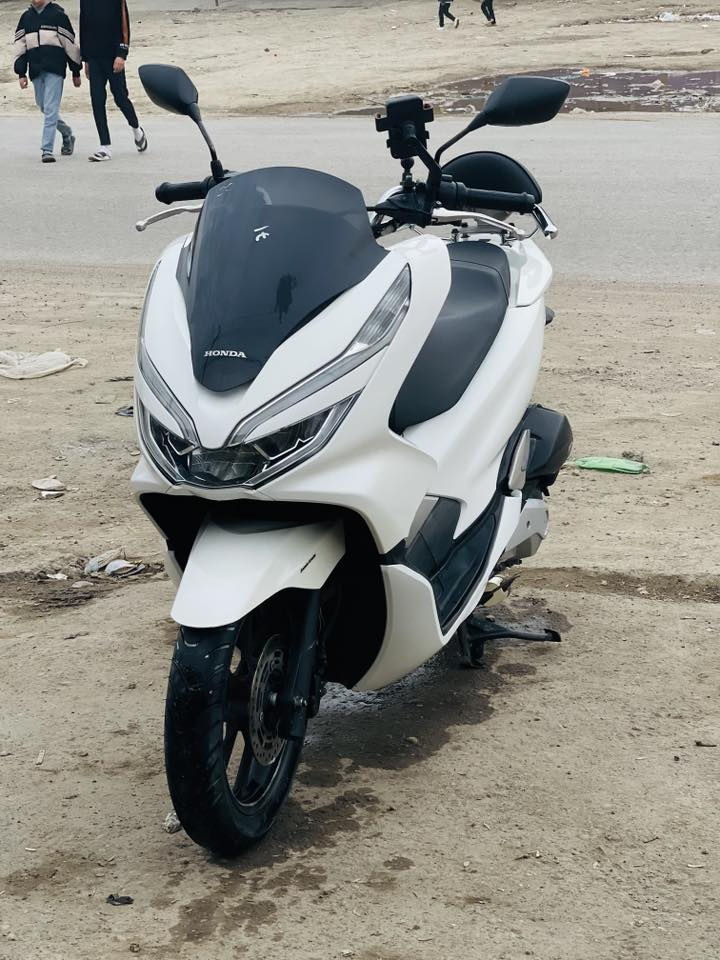 السلام عليكم
جيل ثالث2020  PCX

وارد كوري

كفاله عامة

اللون ابيض  صدفي  شذرة

حساس ازدحام

سييايه  رياضية طياريه اصليه

تدفئه يدات

صالنصة رياضي  اصليه كاتم صوته طرب

حاضن موبايل

المكان بغداد المعامل   حي النصر

للاستفسار ***********  متواجد واتساب
