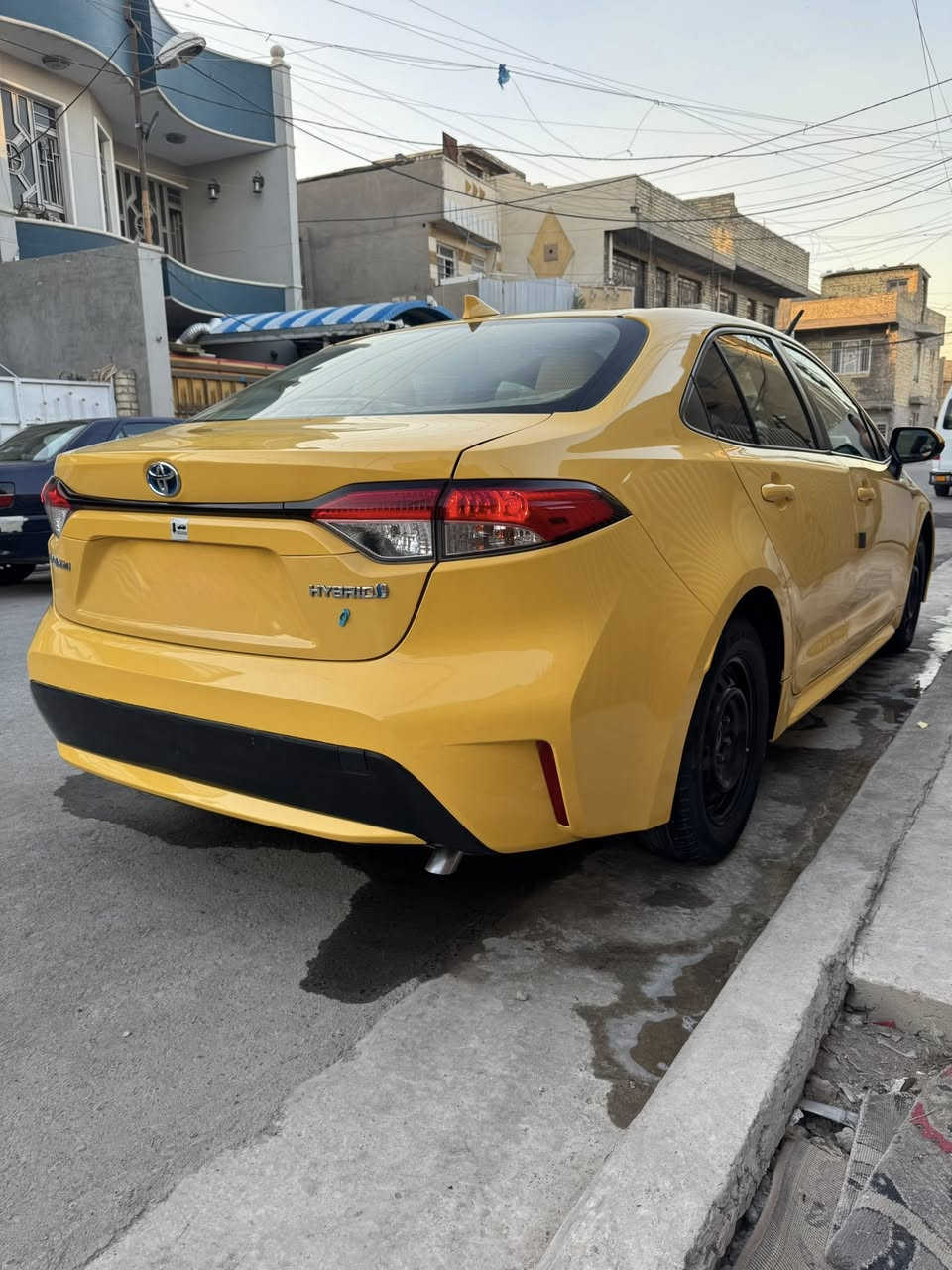 سلام عليكم كورلا هايبرد ٢١  وراد امريكي حادثها  شطح موضح بالمنشور  ايربك برده فقط رقم بغداد 
هيئة مصفره بسمي تحويل مباشر مكاني بغداد الزعفرانية الاربع شوارع السعر ١٦٢ 
رقمي ***********4
