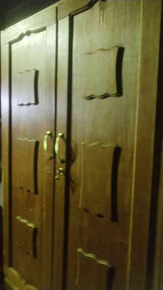 للبيع العنوان بروانه حي الشرطه قرب مول فراس استفسار على الواتساب ***********
