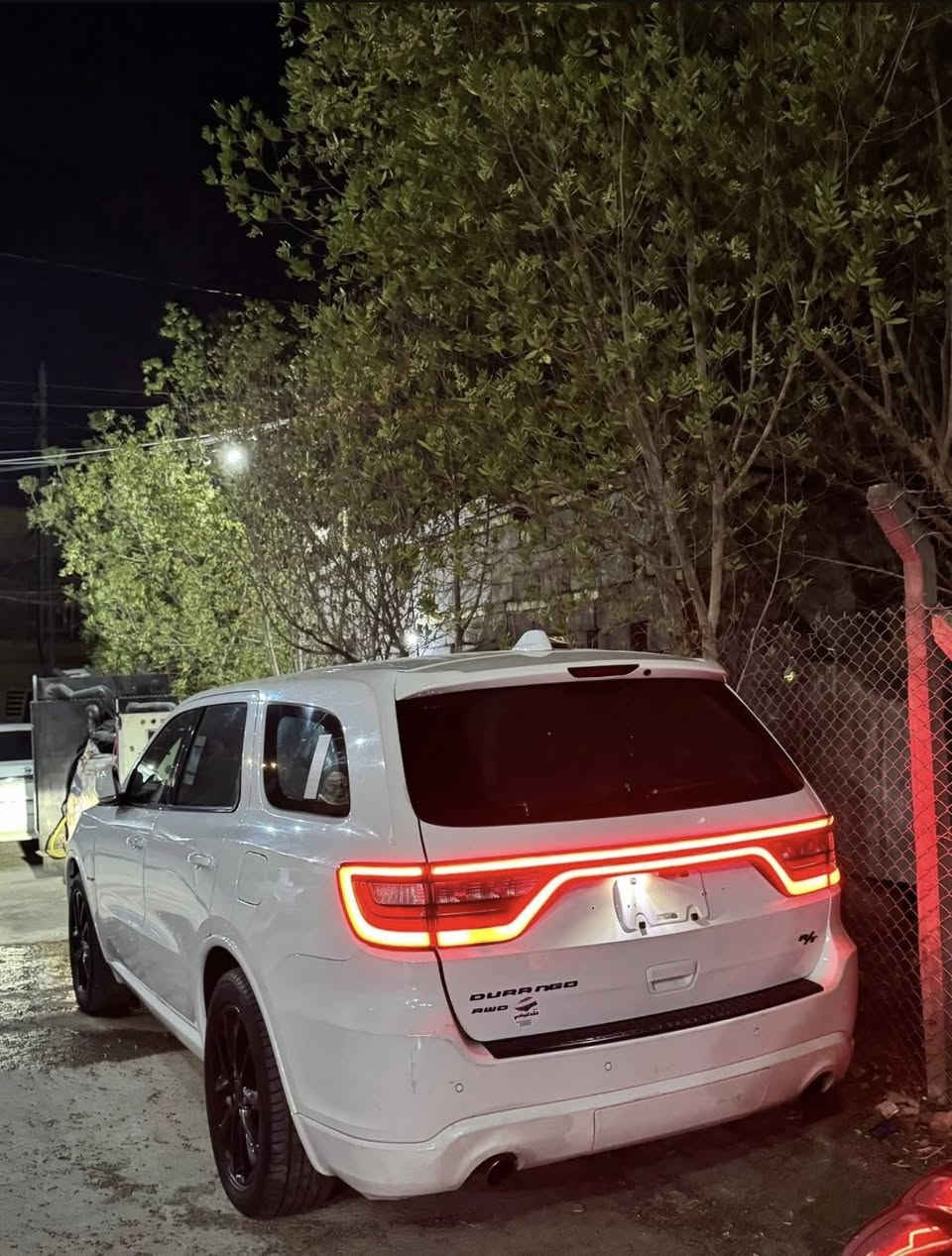 السلام عليكم
للبيع دورنكوا موديل2017 RTسياره جديده بشكل وماطالعه من مكينه من كير من كلشي سياره ضررا بنيد وجاملغ فقط سياره فول مواصفات تجي وشوف بعينك رقم بغداد بأسمي  

تجي وشوف وبخدمتك انا 

عنواني واسط 

***********
