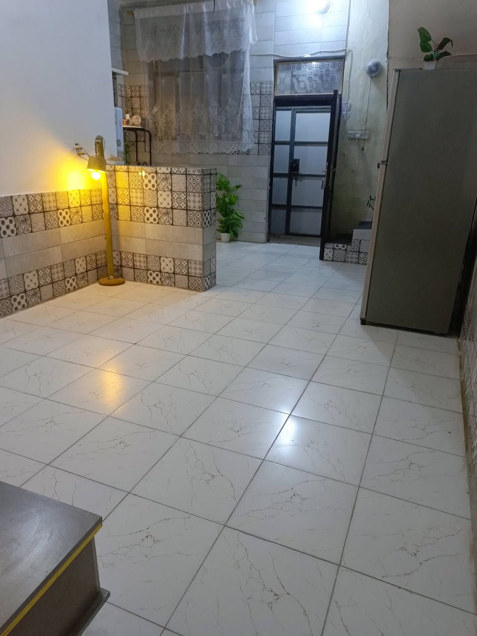 بيت للبيع 50 م طابو زراعي بناء طابوق اساس وسقف كونكريت الصطح مسقوف جينكو حي ميسان قرب سكله الكرعاوي 
سعره 25  بي مجال لاستفسار ***********
