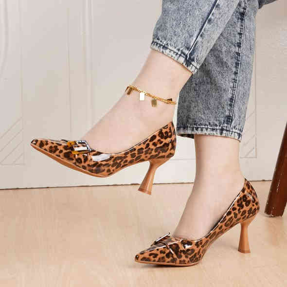 السيزن الجديد من احذية ماكس ❤️💙💜
كعب 7 سم تركي🇹🇷 دبان طبي وزن صفررر
السعر 20 الف 💵💵
القياسات ( 36_37_38_39_40)
العنوان /الشطره _الخان _مقابل كوزمتك فكتوريا قرب السوق العربي
يوجد خدمة توصيل / 🚒 🏍️
للحجز السريع الاتصال واتساب 📞 ***********
او الحجز عبر الخاص بأرسال صورة الموديل والقياس 👠
وحتى يوصلكم كل جديد لاتنسون اللايك + كومنت 💯
#ماكس_للأحذية_والحقائب
