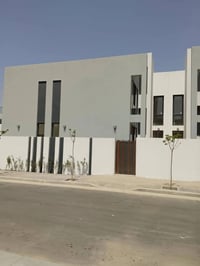 صباغ منازل • سنفرة • أسعار مناسبة