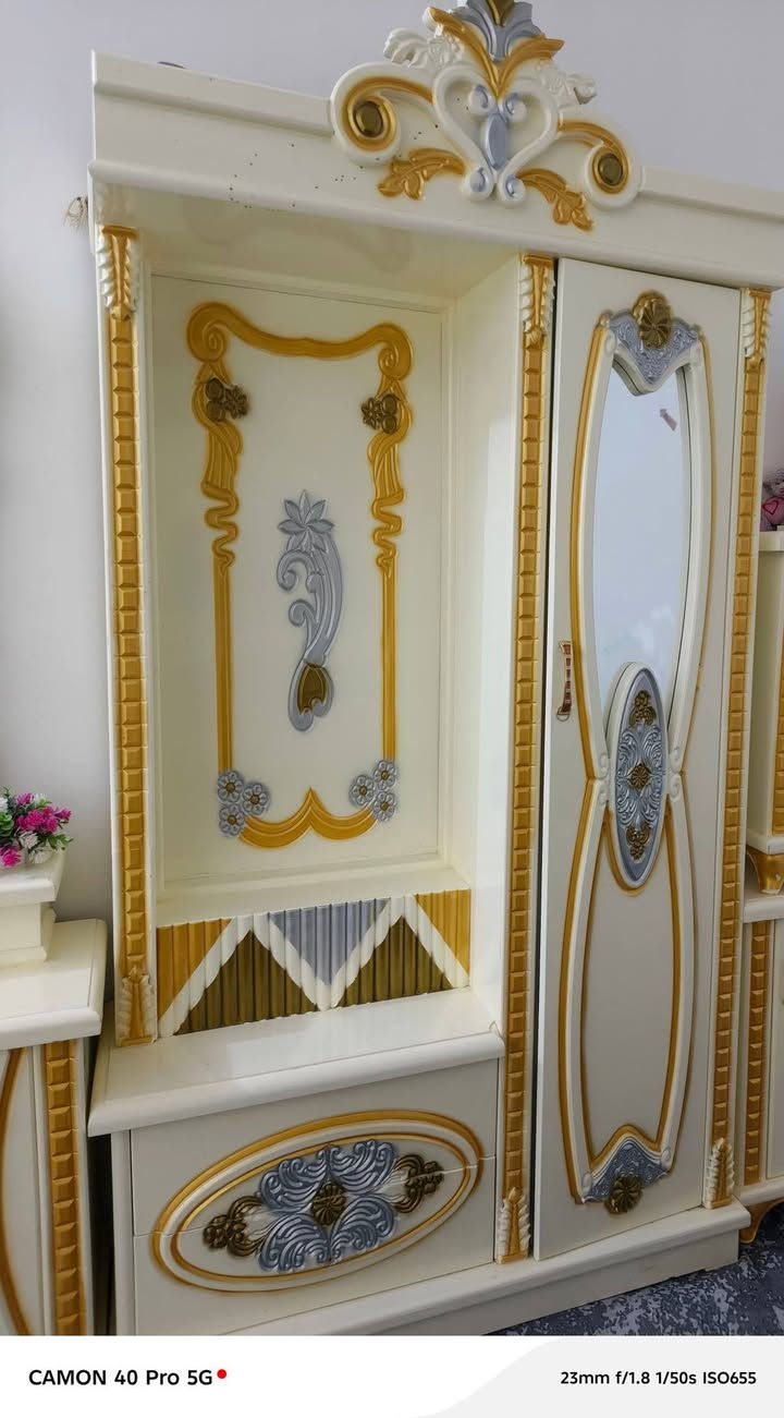 غرفه للبيع المكان شطره سعره ١١٠٠ محتاج واريد ابيعه غرفه نضيفه كلش ***********
