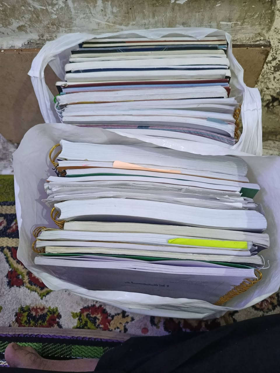 السلام عليكم عندي كتب وملازم جدد لبيع 
الصف سادس علمي العنوان بغداد الرئاسة شارع معمل الغاز شارع 20 قرب اسواق الزيتون 
الاستفسار اتصال على رقم ‏‪***********‬‏واتساب
