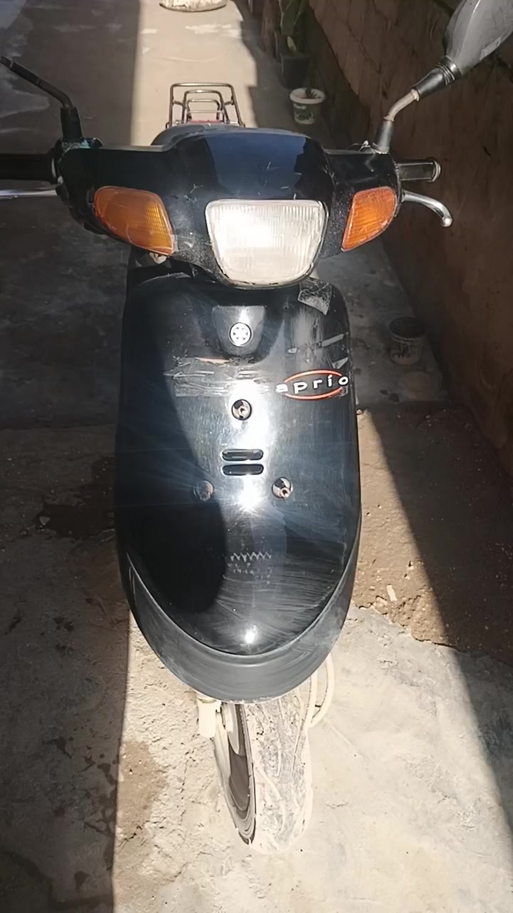 سلام عليكم دراجه بطه خطين ما مفتوح المحرك اريدها مراوس باربعه كير تشتغل نكره سلف ‏‪***********‬‏
