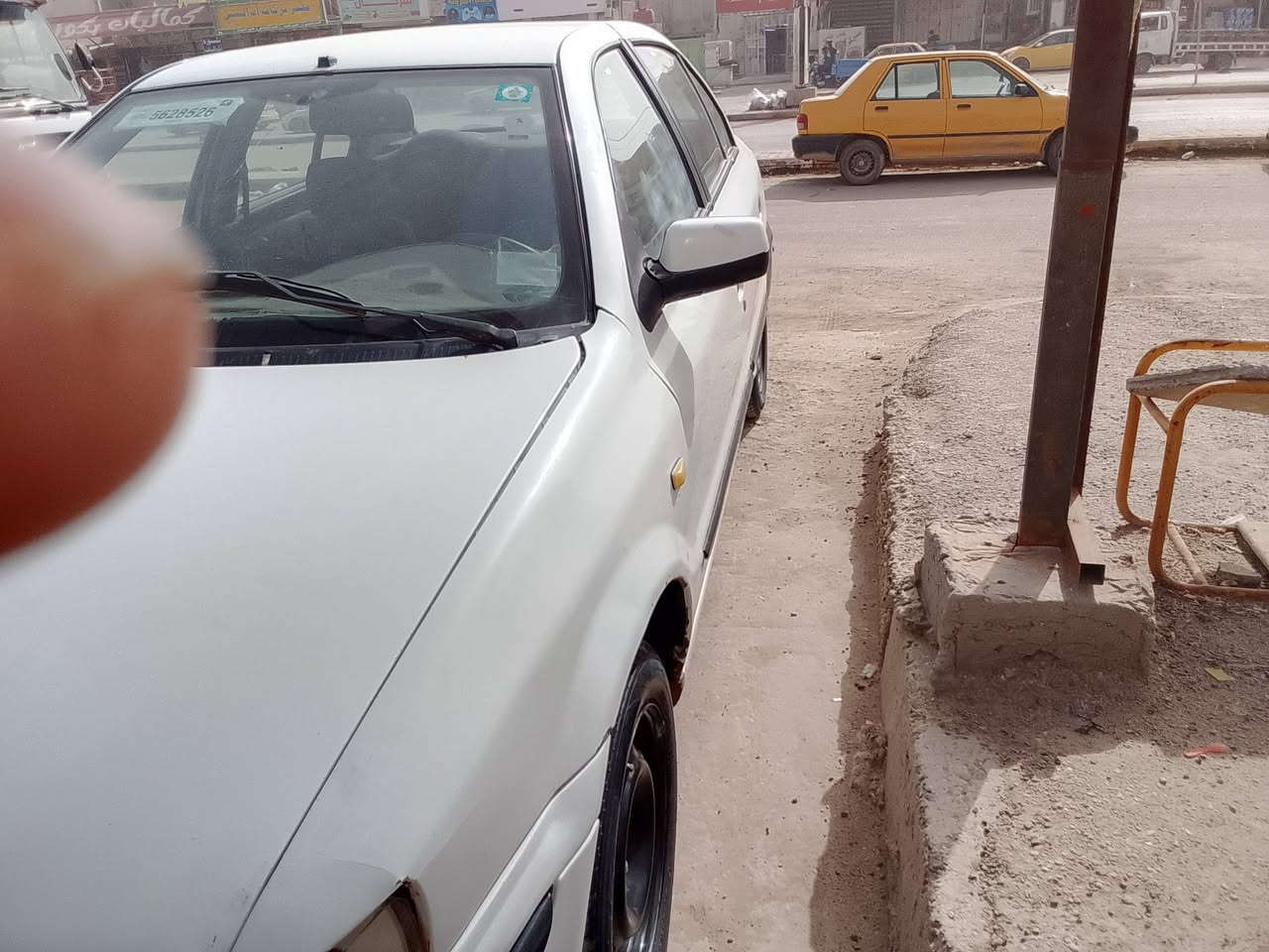 سياره سمند 2011رقم قادسيه مراوس بسياره صفره سايبه سمند بيجو بارص عنواني ديوانيه مكينه جديده تخم تاير بيهه صبغ بس قليل باب الخلفي اي ضربه مابيهه سياره سنويه ل2029.    ***********رقم الهاتف
