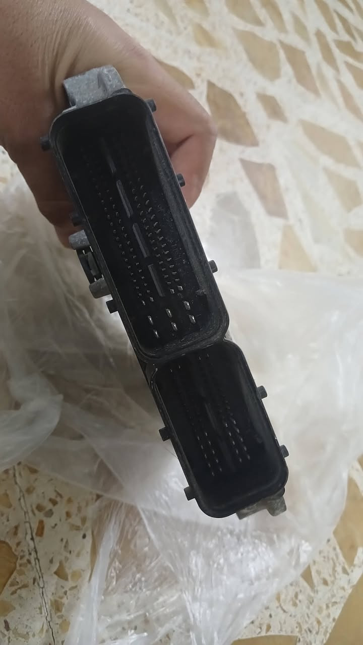 عقل كيا ريو شكل قديم امريكي محرر كامل شرط الفحص
اشتريتو لسيارتي وطلع مابي الخلل ادفع سعر بما يرضي الله

***********
