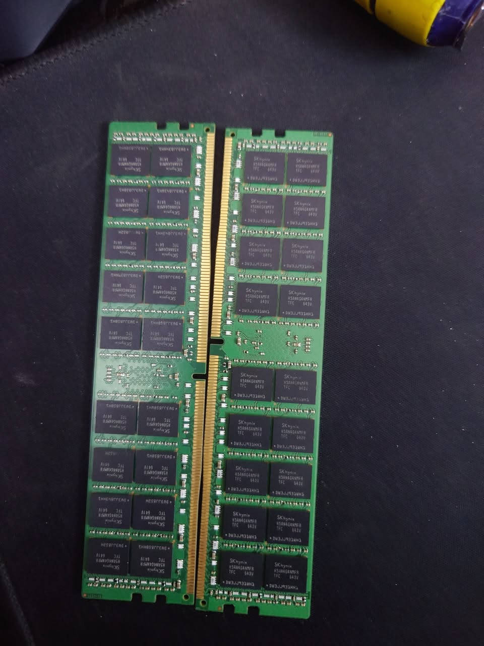 سلام عليكم
رامات dd4 32gb 
سرعتهن 2400 كل قطعة 16 كيكة جدد مفتوحات بس علمود فحص فقط 

سعر 110 وبيهن مجال يوجد توصيل كل محافظات


**إذا كنت صاحب هذا الإعلان وتريد حذفه لأي سبب، رجاءا أرسل رسالة إلى الدعم الفني**