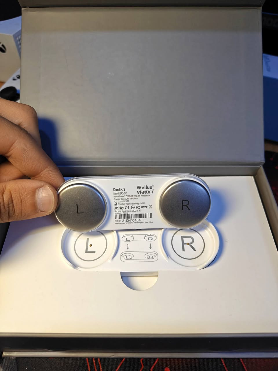 بالعافيه عالياخذه ✅✅✅ جديد كارتون مفتوح فقط

جهاز تخطيط القلب المنزلي الذكي (DuoEK™ S) – اطمئن على صحة قلبك بلحظات! ❤️ 
تخطيط فوري (EKG/ECG): يعطيك نتيجة تخطيط القلب خلال 30 ثانية فقط بمجرد وضع أصابعك على الحساسات.

كشف عدم انتظام الضربات: يساعد في كشف الرجفان الأذيني (AFib) وتسارع أو تباطؤ نبضات القلب.

يربط على الموبايل: عن طريق البلوتوث وتطبيق (ViHealth) المجاني، تقدر تحفظ كل التقارير وتراجعها بأي وقت.

✅السعر 75 الف دينار والتوصيل مجاني داخل بغداد فقط


**إذا كنت صاحب هذا الإعلان وتريد حذفه لأي سبب، رجاءا أرسل رسالة إلى الدعم الفني**