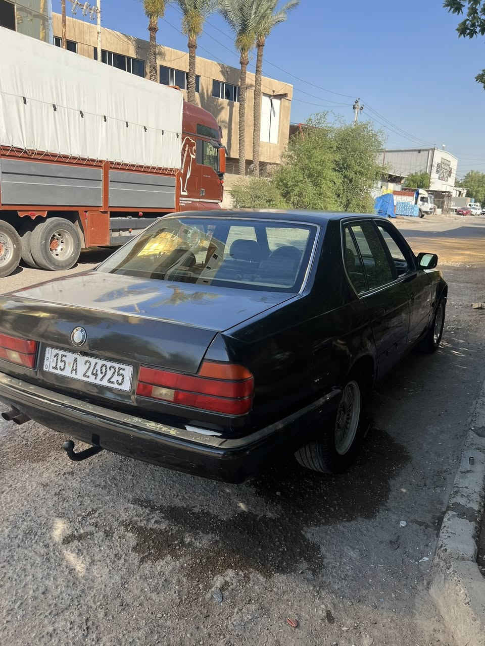 بي ام ٧٣٠ رقم انبار جديد تخم تاير باتري. جديد  تحتاج ترتيب بوش خلفي تبريد عاطل *********** مكان بغداد وزيريه السعر ٣٥
