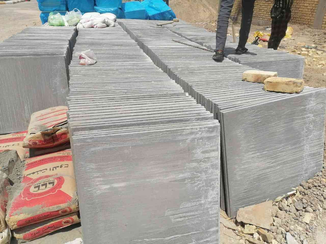 السلام عليكم اخواني 
مستعدون لعمل اسطح المنازل ب الاشتايكر شرط الفحص 
نعمل ب الاشتايكر السماوه حصرا 
خطوات العمل 
1  يتم تنضيف السطح تنظيفا جيدا 
2 يعطئ فلانكوت 
3  يعطئ زفت حار 
4 يغطئ ب الباد حسب الطلب  (اماراتي .عراقي)
5 يغطئ ب النايلون 
6 يضاف رمل او مزيج  حسب الطلب 
7 يتم تطبيك ب الاشتايكر حسب الطلب(ابو ٨٠ او ابو ٥٠)
8 تملئ الفواصل ب الماستك الحار 
يتم التواصل معنا عبر رقم الهاتف ***********
متواجد علئ الواتساب والتلكرام
