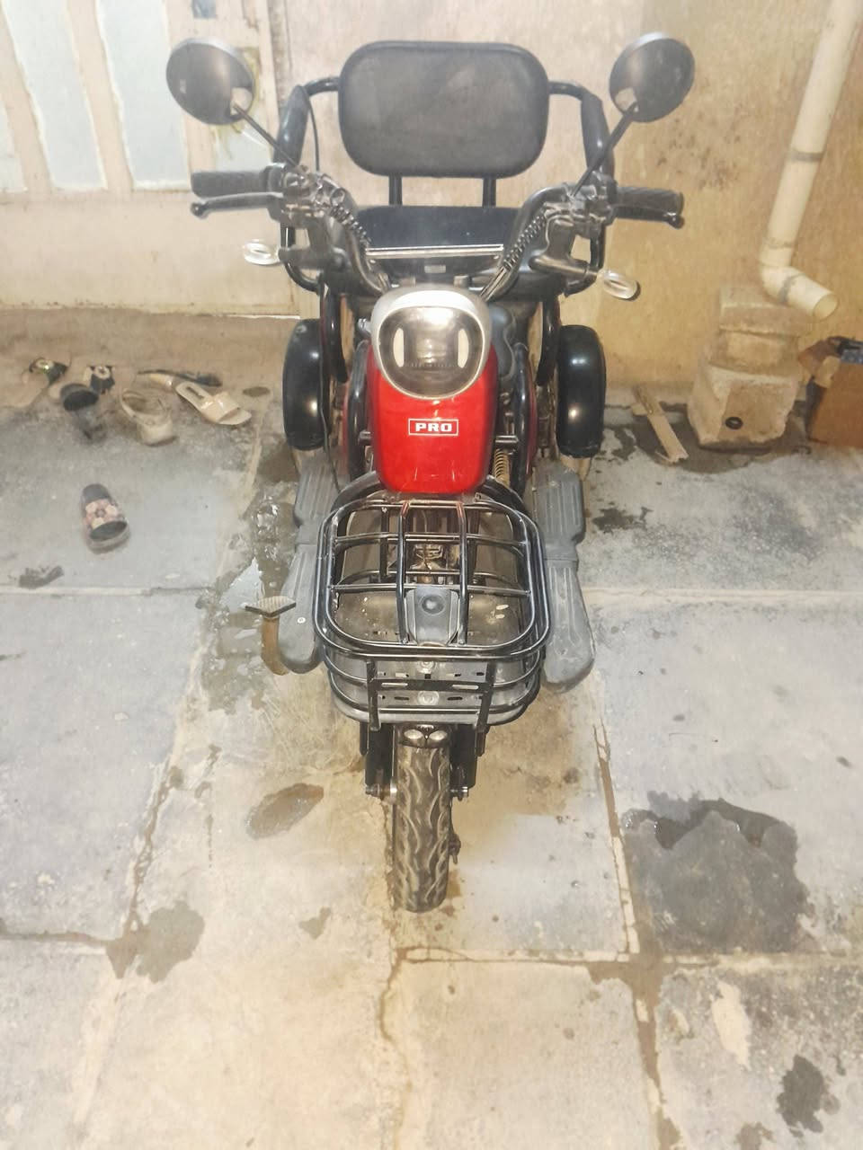 دراجه شحن ٣تايرات موديل ٢٠٢٤ اربع بطاريات سعر ٤٥٠ مكان بغداد الزعفرانيه تصال عل رقم ***********
