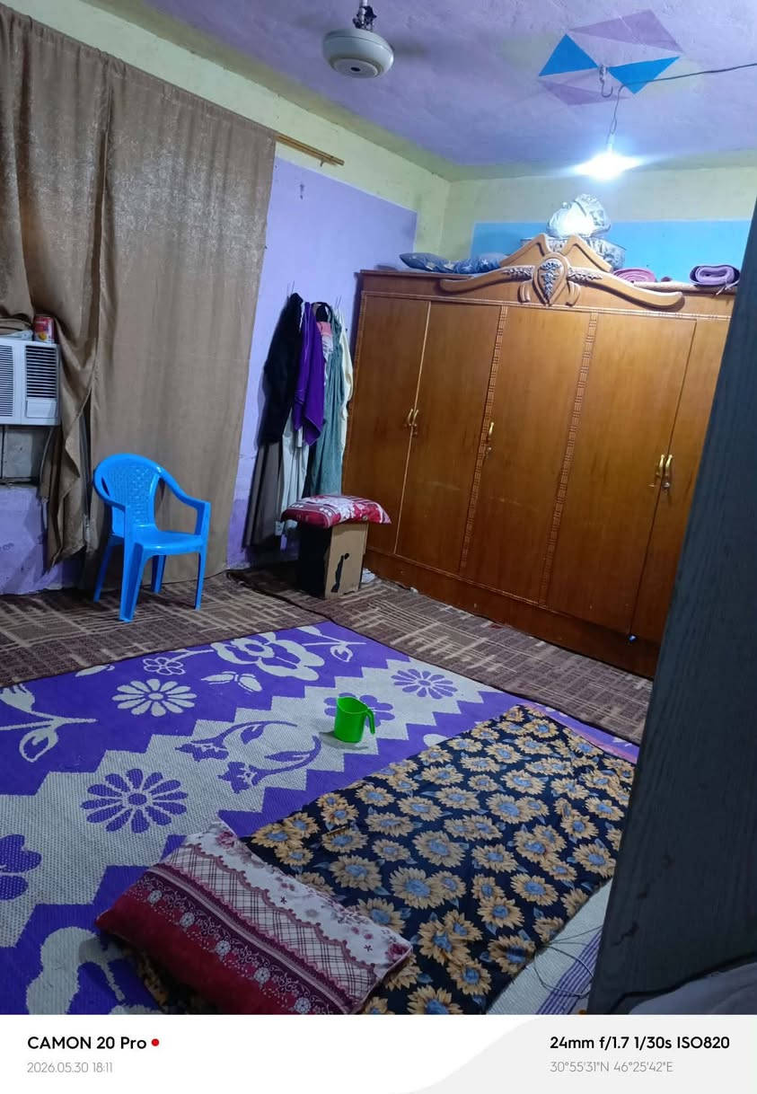 السلام عليكم بيت للبيع حي الجوادين شارع المدرسه الصينيه مقابيل الطابو يبعد عن الشارع العام 300متر
مساحه البيت 300 بيه غرفتين وصاله ومطبخ ومحل ولباقي حديقه سعر 45مليون الاستفسار ***********
