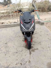 البيع سعر ٥٠٠ وبهه مجال دراجه جاهزه وجديده ستفسر 07838325429