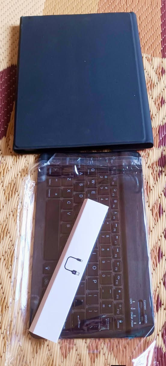 حافظة ايباد
مع كيبورد بلوتوث وكيبل شحن


**إذا كنت صاحب هذا الإعلان وتريد حذفه لأي سبب، رجاءا أرسل رسالة إلى الدعم الفني**