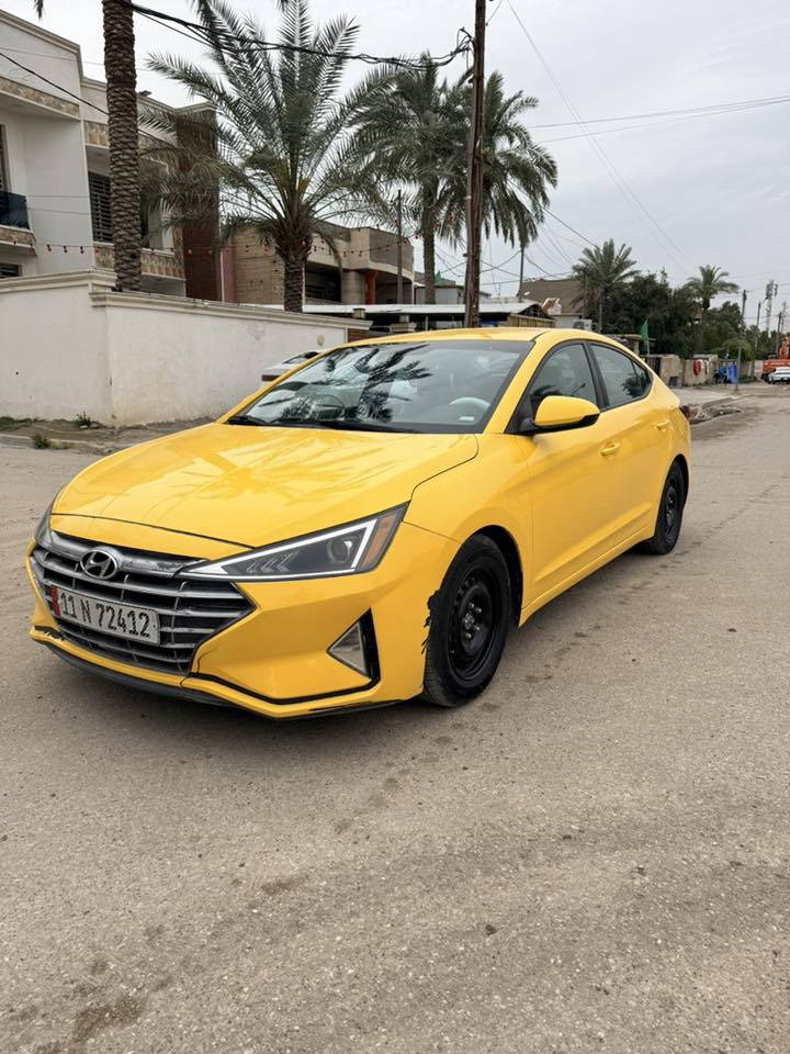 السلام عليكم هونداي النترا 2020 وارد امريكي
محرك 2000 دوش
صور الحادث مرفقه بلمنشور بدون ايرباك ليبل واحد السياره سنويه وارقام وهزه كامله بسمي مصفره هيئه وغرامات جامه جديده تخم تاير وتخم ويل جديد صبغه جديده السياره دوشمه عام صفاح موس وعضمته جديده صدر كله جديد + مشط ستيرن جديد 
مكاني بغداد 
السعر 128 
للتواصل ***********
