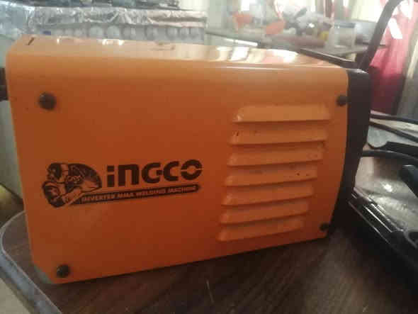 السلام عليكم
ماكن لحام نوع انجيكو
قليلة الاستعمال ونظيفة جدا
شغالة وغير داخلة اي تصليح.
السعر 60 الف
المكان بغداد
للإستفسار الاتصال
***********
