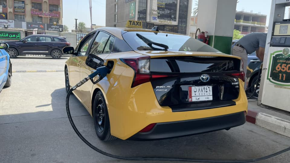 السلام عليكم للبيع تويوتا بريوس هايبرد موديل 2022 أجرة
حادثها جاملغ امامي فقط تبديل وبيها طخات خفيفة بصفحة السايق ايرباك ستيرن وبردة بدون دواخل بدون شواصي بجم كبس راديترات شركة تبريد بلادي 
السيارة XLE فول الفول عدا الفتحة بصمة دخول ذكي
كشنات جلد تدفئة تبريد حساس امامي خلفي رادار امامي جانبي حجر بيئة بلادي السيارة باسمي تحويل مباشر
مكاني الغزالية 
السعر 132$ وبيها مجال 
للاستفسار ***********
واتساب
