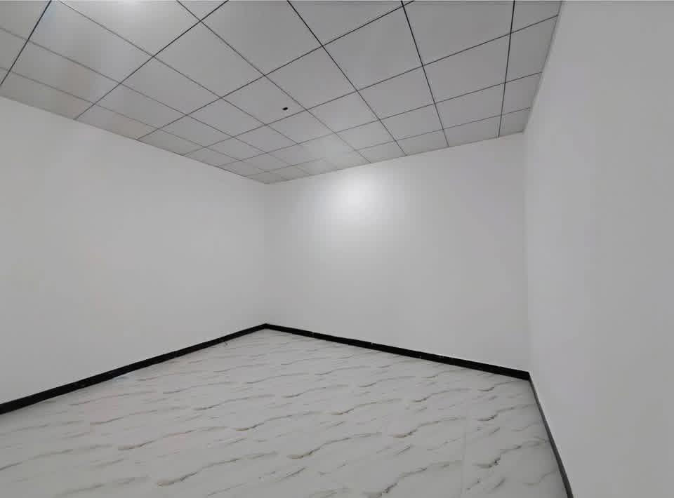 #للبيع_دار_نظام_أقساط_شهرية

المساحة: 125 متر مربع

السند: 25 (طابو زراعي أقرار محكمه)

السعر: 44 مليون دينار عراقي (مع المجال) - البيع مستعجل بسعر النقد

شروط الدفع:

مقدمة: 20 مليون دينار عراقي

قسط شهري: 500 ألف دينار عراقي (قفل)

المواصفات:

غرفتين نوم

صالة مطبخ صحيات عدد 2 استقبال كراج كبير

مكشوفة عدد 2

ماء كهرباء قريب من سوق ومدارس

تبليط ( عرض 10 م)

الموقع:

نجف شارع الصب عمود 317 سوك الحمداني

للتواصل:

***********
