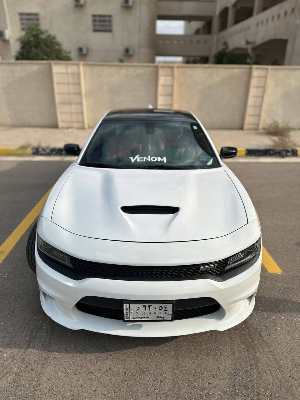 چارجر هيمي. 2018.  5700RT
سوبر تراك باك 
دكمه سبورت   ودكمه سوبر تراك
سياره كلش نضيفه 
السيارة فول ما عدا الرادار و الخزن ميموري 
بلكات ريسنك الاصلي
فتحه سقف 
دبات موبر. صوت بلاد نغمه تخبل 
قماره مغلفه نانو اسود 
نانو دعاميه ولايتً
 السيارة جاهزة اي نقص ما بيها 
مكانها بصره 
حادث السيارة فقط باب خلفي عكس سائق.  موضح بل صور ما طاك ايرباك بيه 
و مواصفات ال rt معروفة  
عدسات اوزوم اخر اصدار
لد لايت متغير 
سياره مبرمجه يم ايكل البطل ومسويله تفريغ 
السيارة بسمي رقم بغداد  مشروع وطني شوكت متريد احولها باسمك
*********** متواجد واتساب
