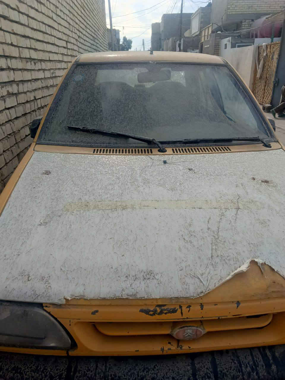 سلام عليكم سايبه للبيع موديل 13 عارضه 13سياره حلوه وخير من الله مااندل راعيها مكاني بغداد مدينه صدر***********
