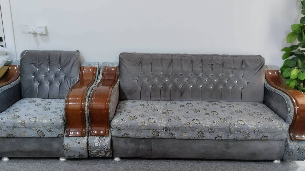 بوفيه وكناتير وتخم للبيع تسكام
