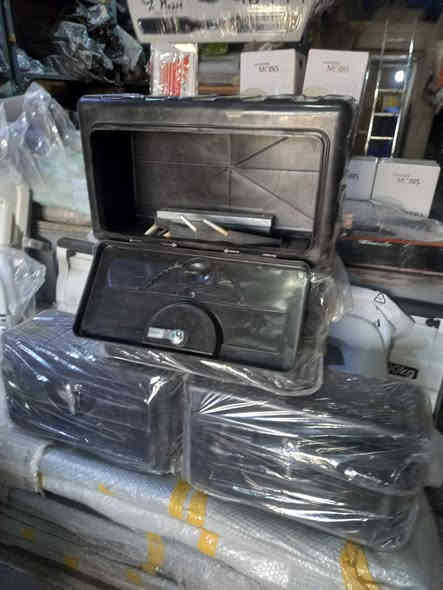 صندوق عدة بلاستيك 
محل حيدر الدبي
بغداد كسرة وعطش 
للاستفسار واتساب 
***********
***********
خدمة توصيل بغداد 
وجميع المحافظات
