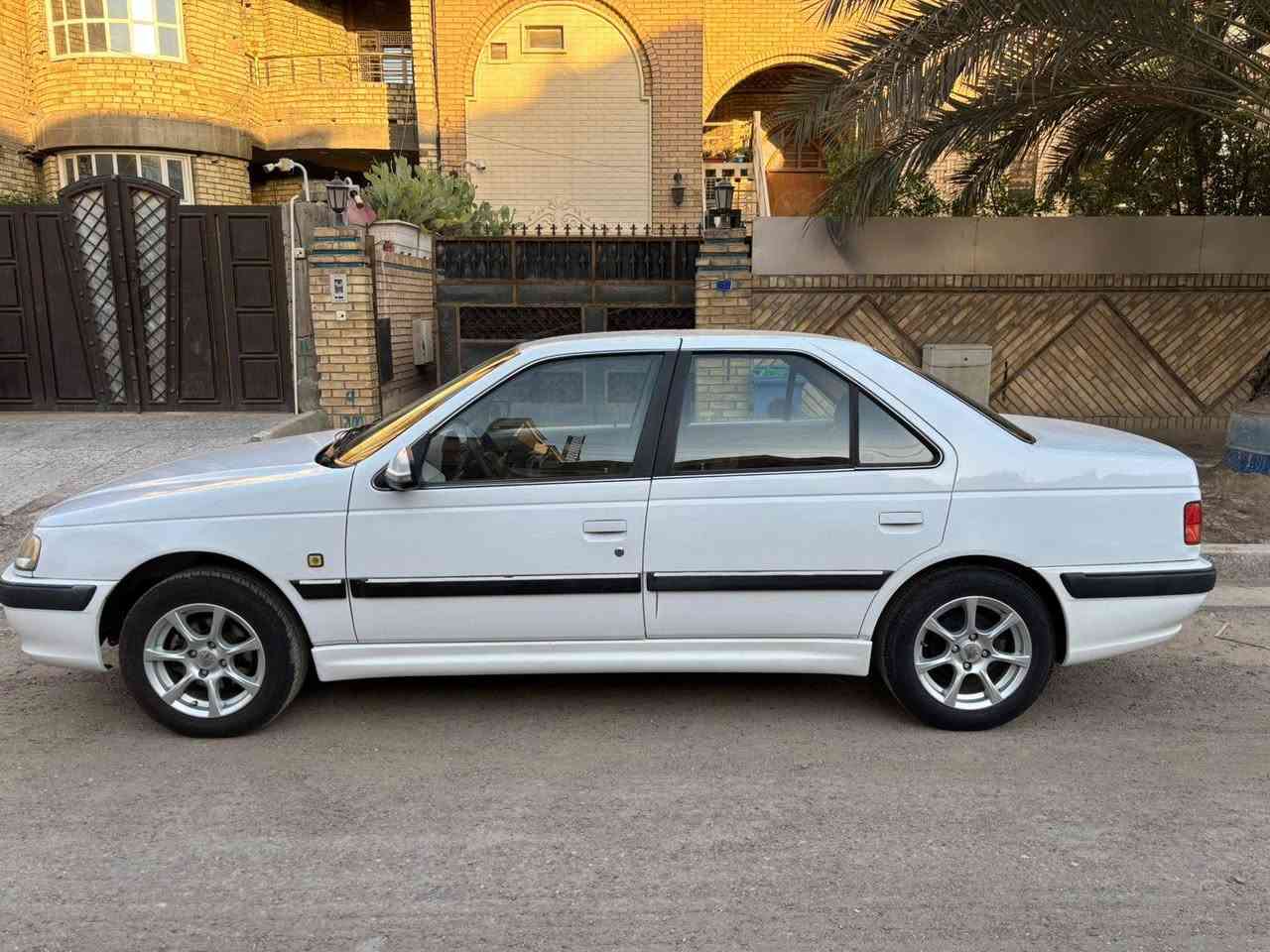 السلام عليكم
بيجو ٢٠١٨ للبيع مكفوله من صبغ او تبديل 

كير محرك شركه استندر  

تبريد ثلج منظومه غاز كارت ضمان سياره مال بيت استلام شركه بسمنه ماشيه ٧٣ تخم تاير صدر جديد سياره كامله مال بيه نقص 
السعر ٧٠ وبيه مجال 

بغداد شارع فلسطين 

***********
