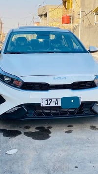 كيا سيراتو لبيع 2024 فول المواصفات لاتصال علئ الرقم 07810860282