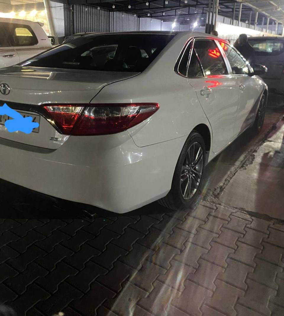 كامري 2017 رقم سليمانية
رقم وسنوية 
محرك 4 سلندر حجم 2,5 مامفتوح 
كير ومحرك بدون صوت وصرف وبخار وتنقيص
ماشيه 135 ميل فقط
دشبول نظيف دواخل غرفة وكشنات 
مواصفات se
كشن سايق كهربائي
تحكم استيرن / تحديد سرعة
طخم صدر امامي خلفي شرط
ويل كروم - تايرات - تخم صدر - كلها شرط
منظومة لايتات زينون ناصي ابيض
مكاني كركوك 
شرط التحويل والغرامات 
سيارة كلين تايتل 
ملاحظة الدهن والفلتر من شركة ساز 
سعر 193$ بيها مجال 🌷
آسيا واتساب ***********
شراي اتصل وتدلل 🌹
