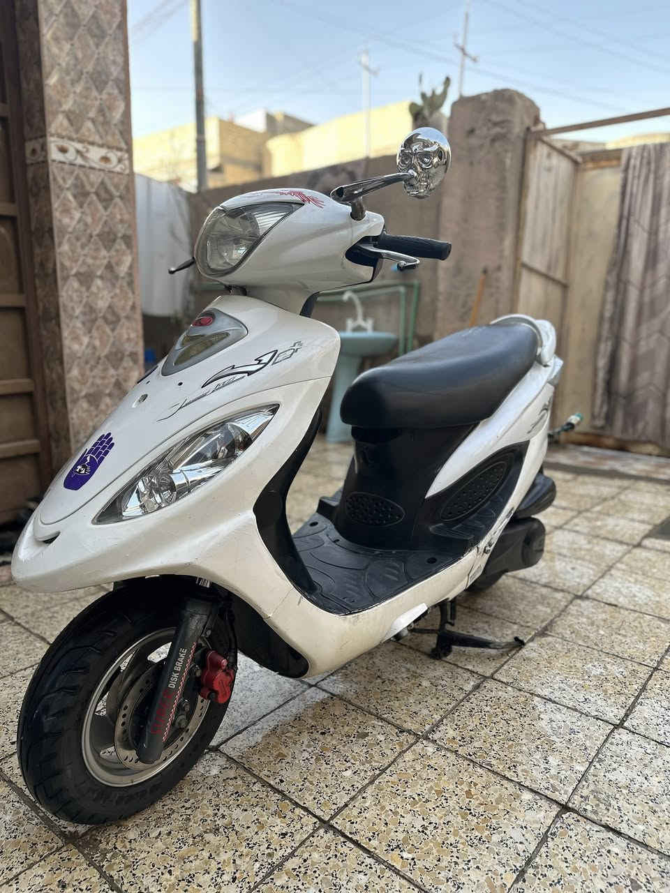 وينه اليدور فول ومكفول وصلت كامكو موديل ١٦ كفاله عامه افحص وين ماكان مكاني قضاء النصر السعر ب٩٥٠ الشراي يراسل او يتصل ***********
