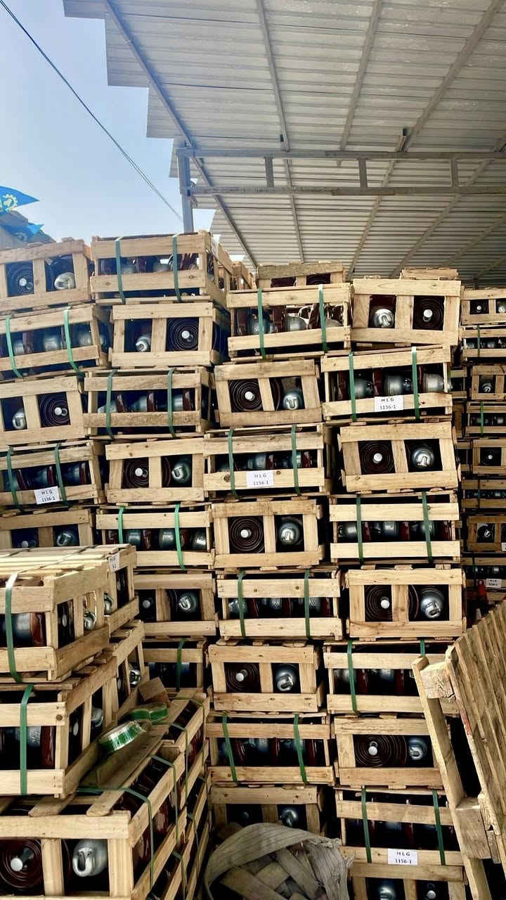 شركه محمد عقيل للتجاره العامه الموقع بابل / جمله 
💎#اعمده مغلون مواصفات /والصبغ 
💎#محولات  كل الاحجام والماركات 
💎 #اسلاك وضفائر مواصفات وزاره الكهرباء كل الاحجام
💎 #انابيب كل الاحجام 
💎#بلاجكتورات كل الاحجام 

توصيل لكل محافظات العراق  ***********

💎خصومات الى اصحاب الشركات والمحلات التجاريه
