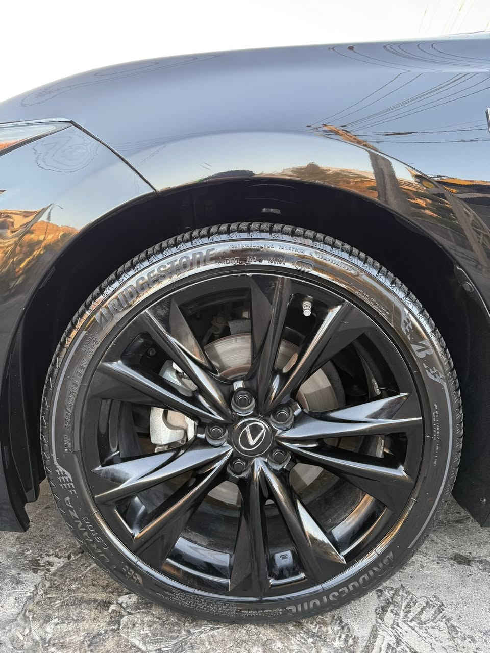 Lexus Es350 Fsport V6
2023

رقم الشاصي 
58AJZ1B19PU142036
فول مواصفات ١/١
السعر ٣٢٥ و بيها مجال
***********
السليمانية
