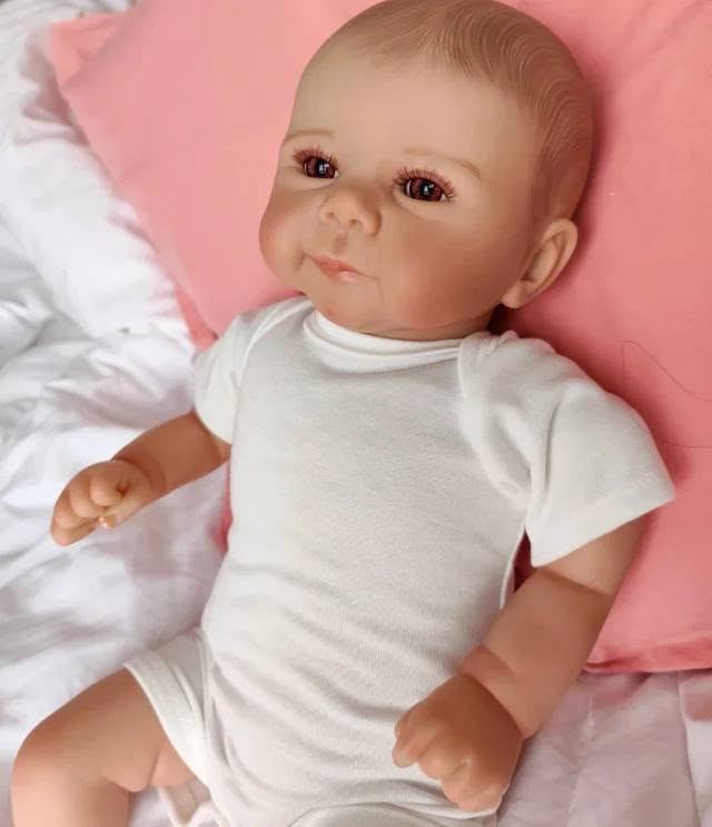 🎀 دمى سيليكون واقعية جداً 🎀
كأنها طفل حقيقي بكل تفاصيله 👶💖
✨ عيون واقعية ✨ شعر ناعم مزروع ✨ تفاصيل بشرة وعروق طبيعية ✨ جودة عالية وملمس واقعي
💝 لا ترددي... اشتريها إلك أو خليها هدية تفرّح بنتج أو حفيدج وتبقى ذكرى حلوة ومميزة.
🌸 تكدرون تحصلوها عد بيج تكتوك لافين بيبي 🌸
📦 التوصيل متوفر إلى جميع محافظات العراق 📩 للحجز والاستفسار راسلونا على الخاص
إشارة الأصدقاء


**إذا كنت صاحب هذا الإعلان وتريد حذفه لأي سبب، رجاءا أرسل رسالة إلى الدعم الفني**