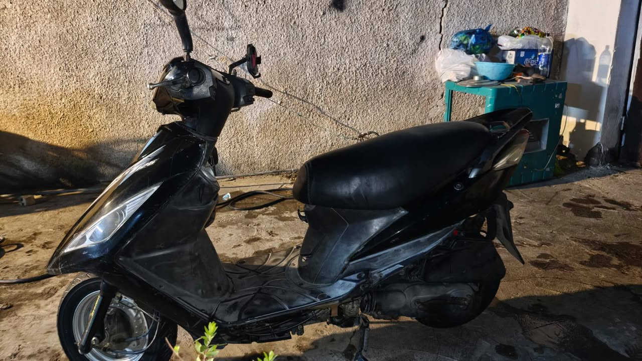 السلام عليكم دراجه سيام جيتي دراجه كلها كامله نكره سلف بس نقص بس ترايش مابيها مكاني بغداد البنوك رقم ***********
