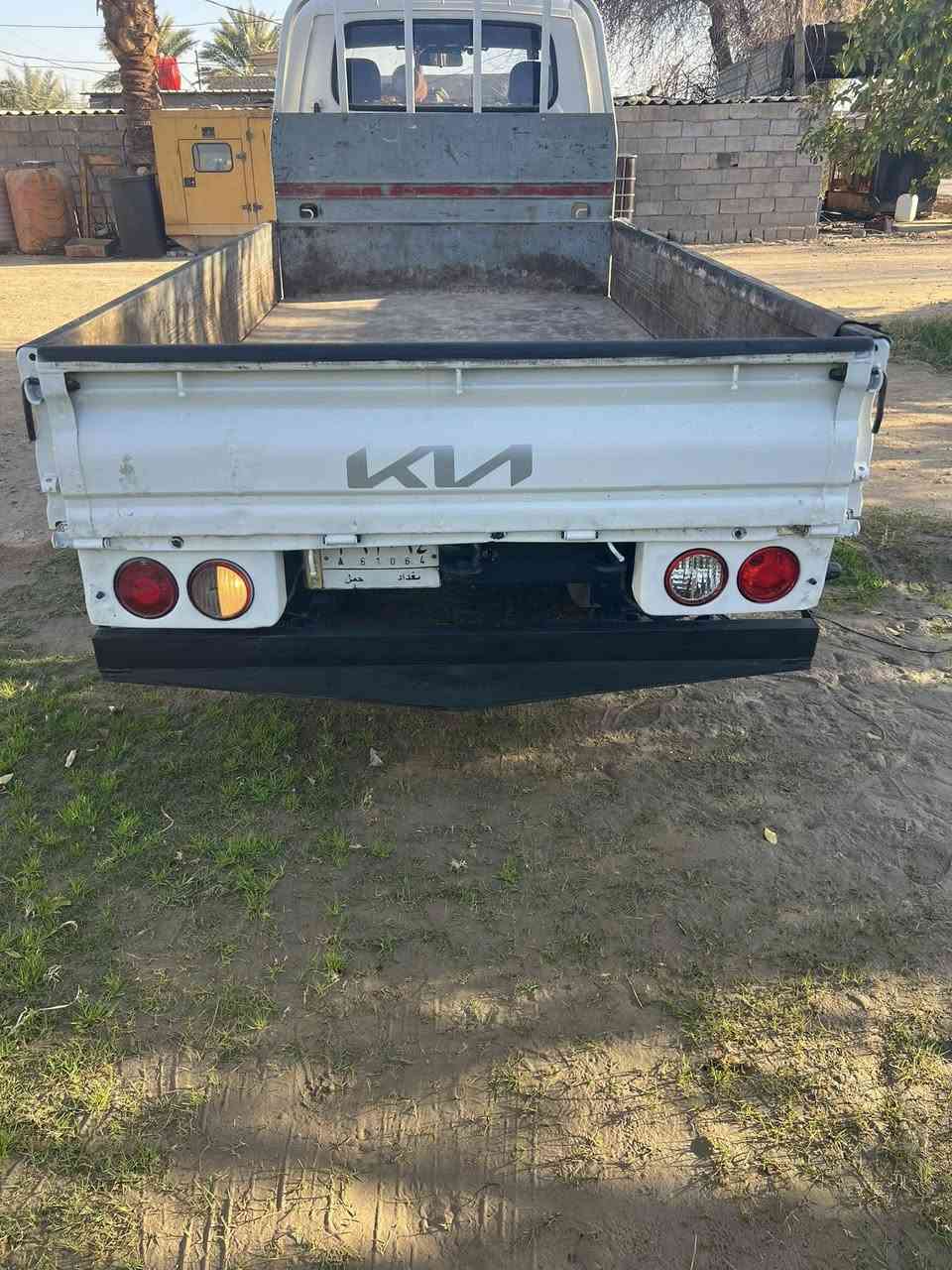 السلام وعليكم كيه فحل ٢٠١١ بغداد محرك ٤٠٠٠ بي بخار تخم تاير محور ١٤ رقم الهاتف *********** السعر ١١٠ بيها مجال وذا مراوس بكيه نيثه مسكر بعد احسن مكان السياره بغداد
