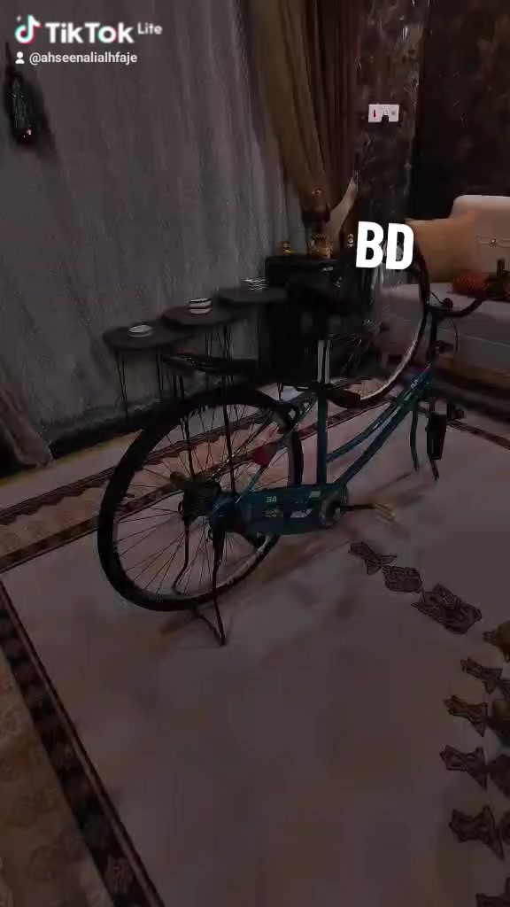 سلام عليكم عندي بايسكل شركه بي دي لون سمائي
مديل 2020البايسكل نضافه 99%جاملغات وره وكدام وبريك كدام 
المكان ناصريه السكان الصناعي النزله الثالثه 
السعر155وبي مجال


**إذا كنت صاحب هذا الإعلان وتريد حذفه لأي سبب، رجاءا أرسل رسالة إلى الدعم الفني**